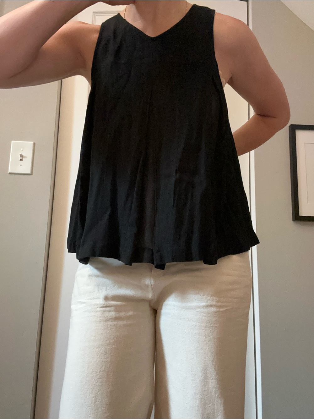 Madewell Sleeveless Black V-Neck Women's Flowy Tank Top